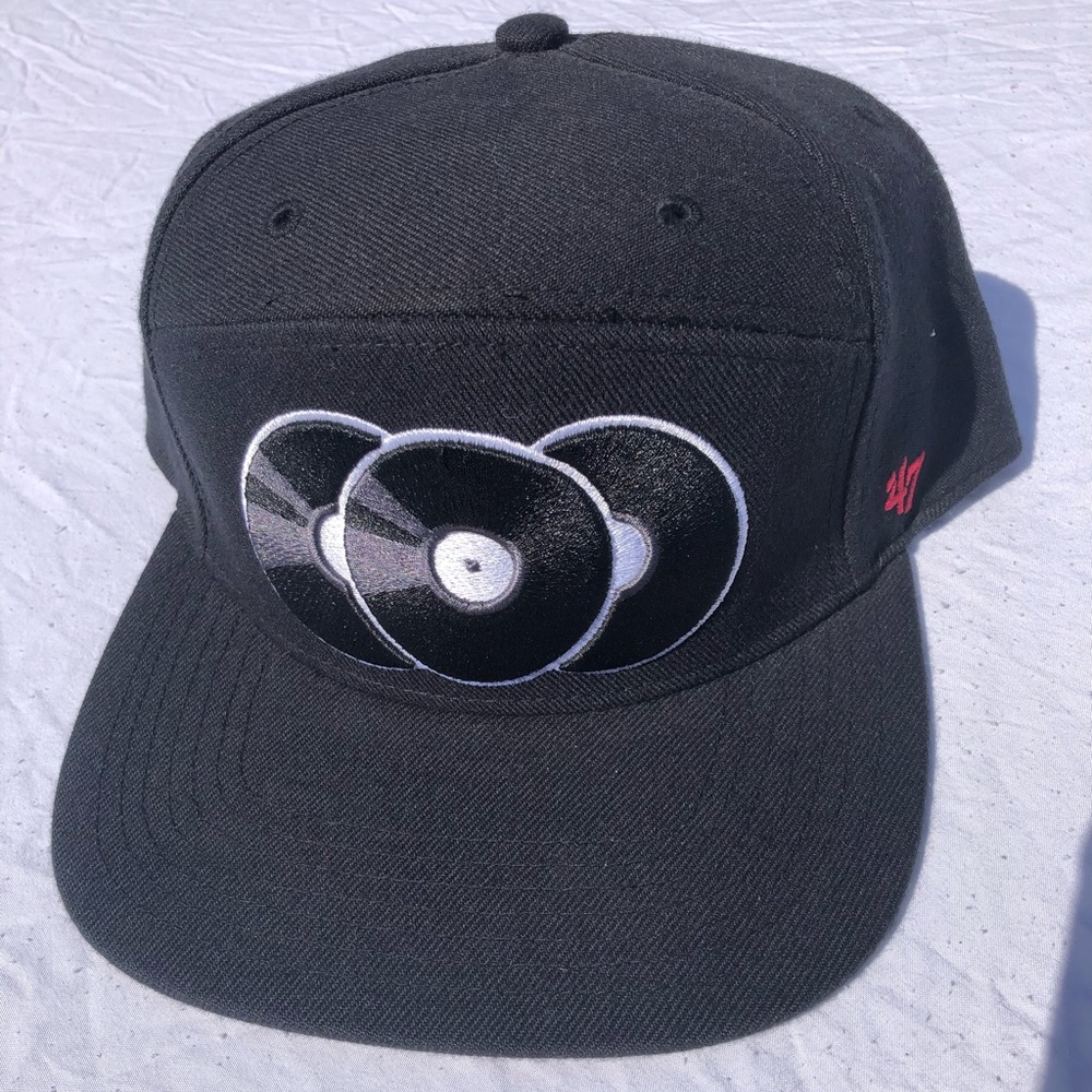 Red Bull - Special Edition Thre3Style 6 panel hat